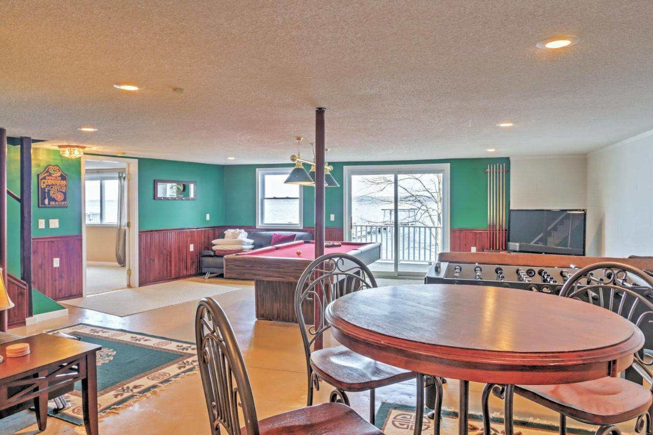 Waterfront Seneca Lake House Fire Pit And Boat Dock Geneva Extérieur photo